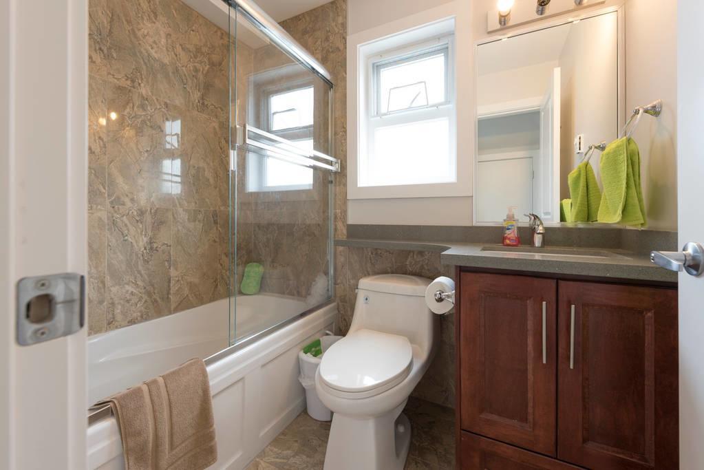 Great Place To Stay Vancouver Bagian luar foto