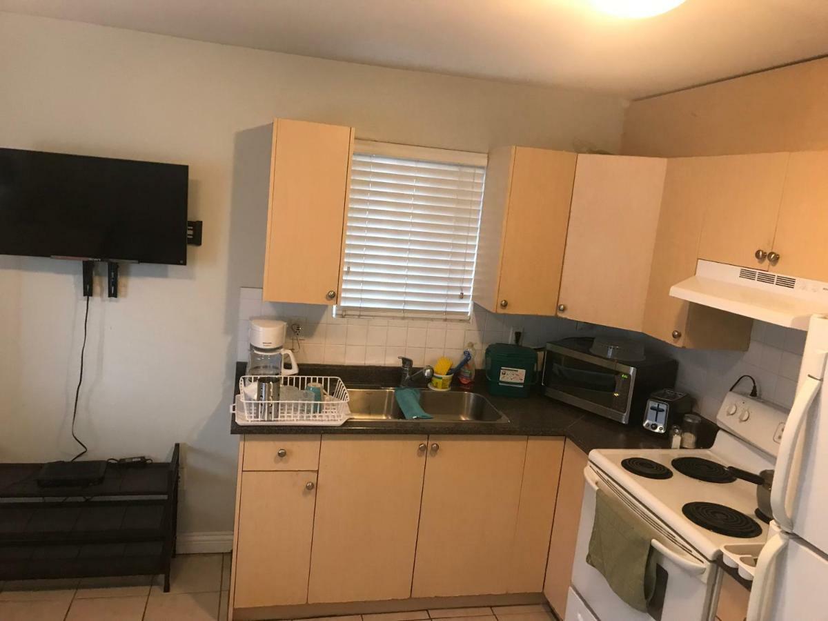 Great Place To Stay Vancouver Bagian luar foto